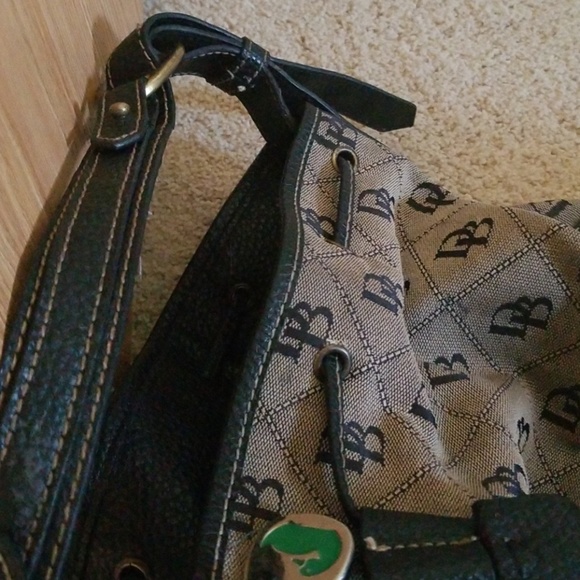 Dooney & Bourke drawstring shoulder Purse - Picture 8 of 8